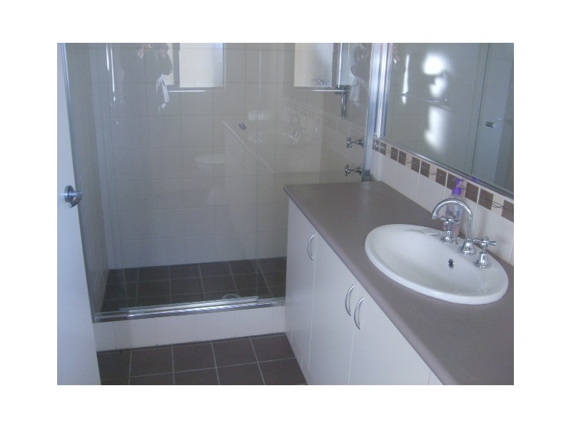 7 Brock Lane, Success WA 6164