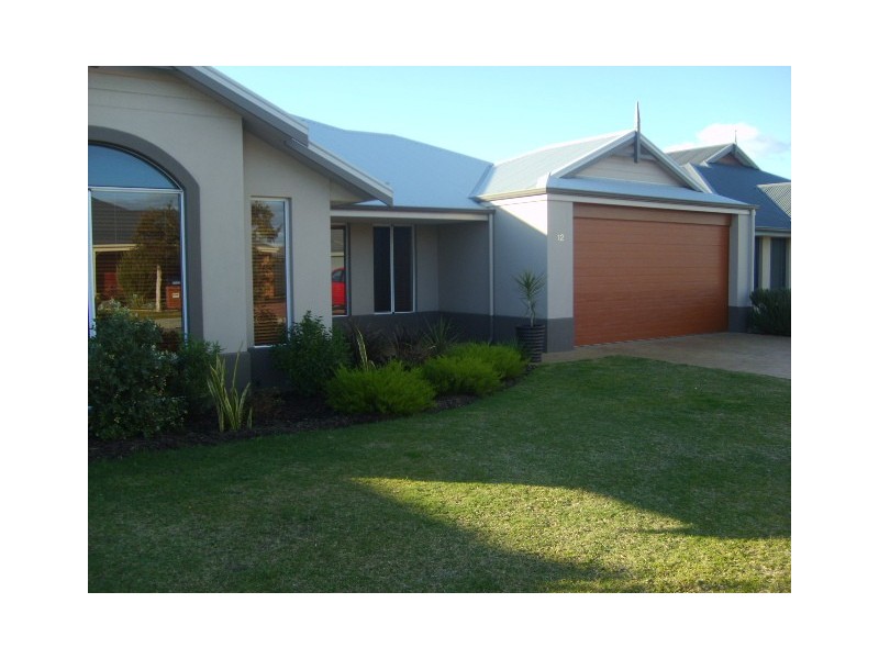 12 Cathedral Link, Aubin Grove WA 6164