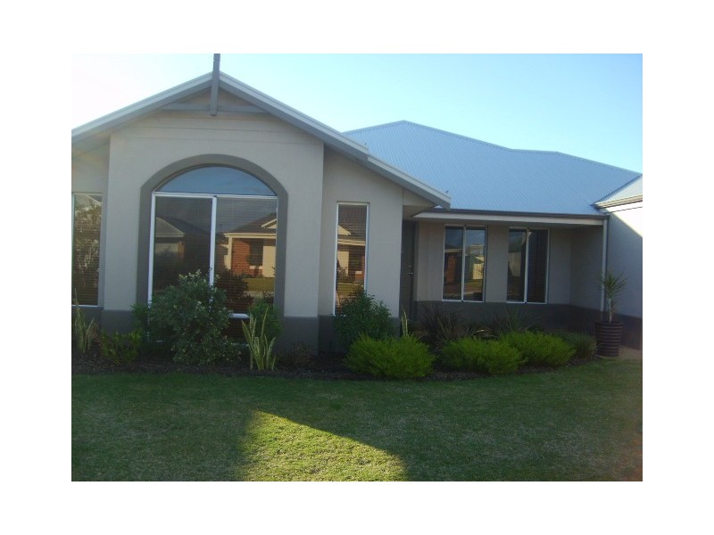 12 Cathedral Link, Aubin Grove WA 6164