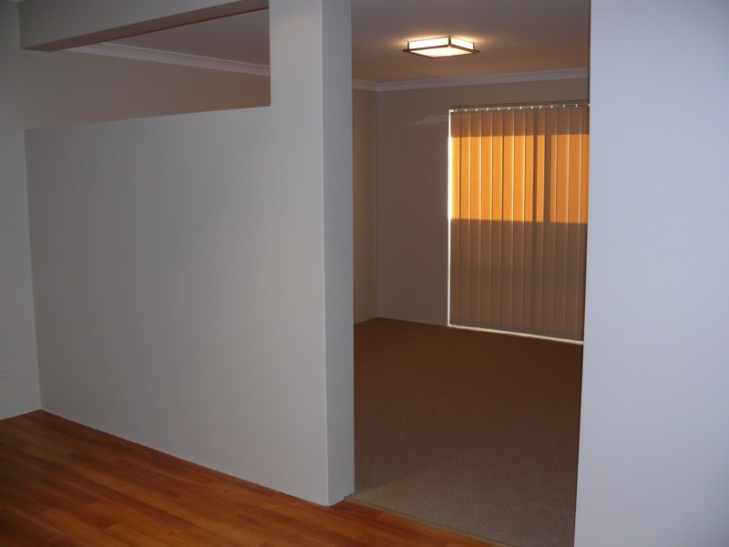 6 Sheringham Bend, Success WA 6164