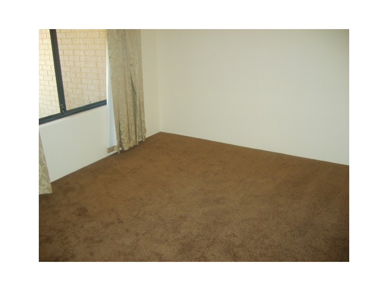 200 Runnymede Gate, Leda WA 6170