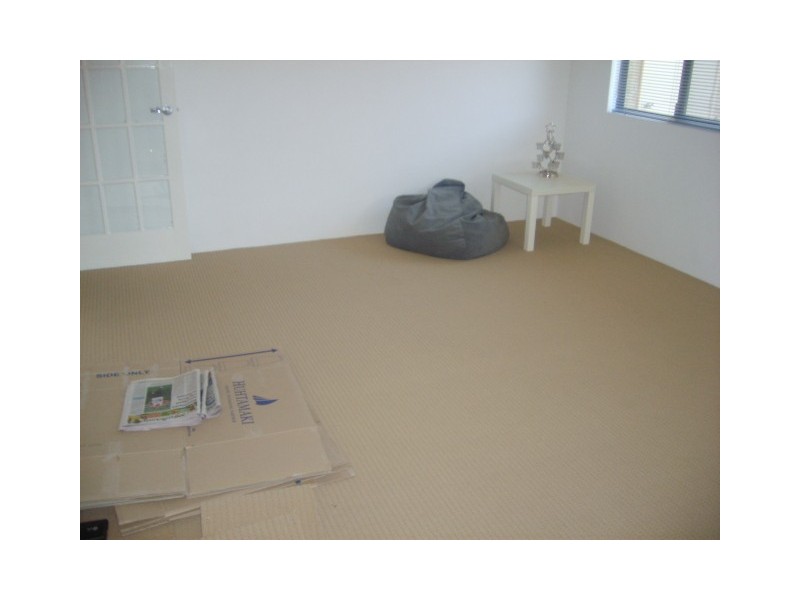 12 Ernest Drive, Success WA 6164