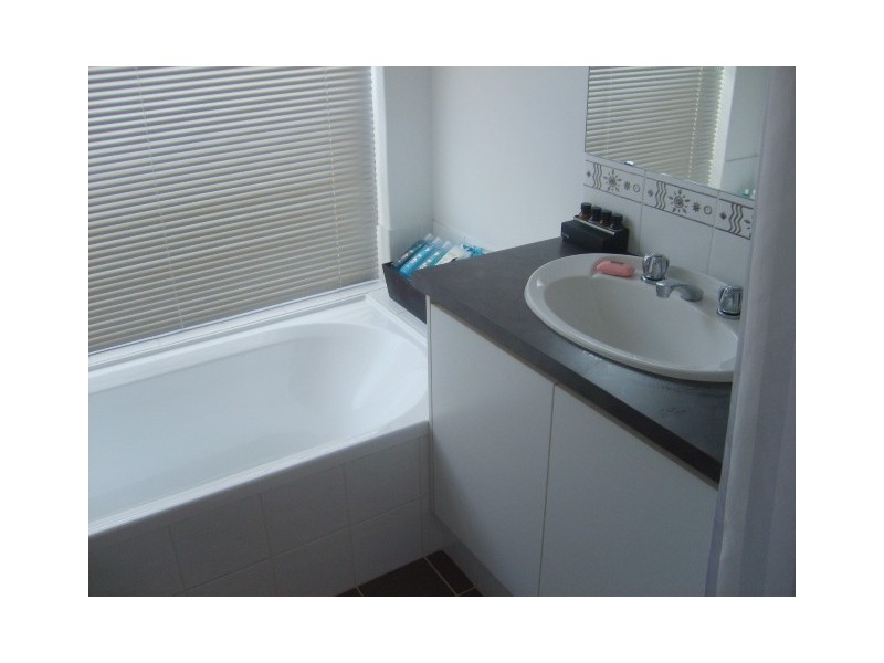 12 Ernest Drive, Success WA 6164