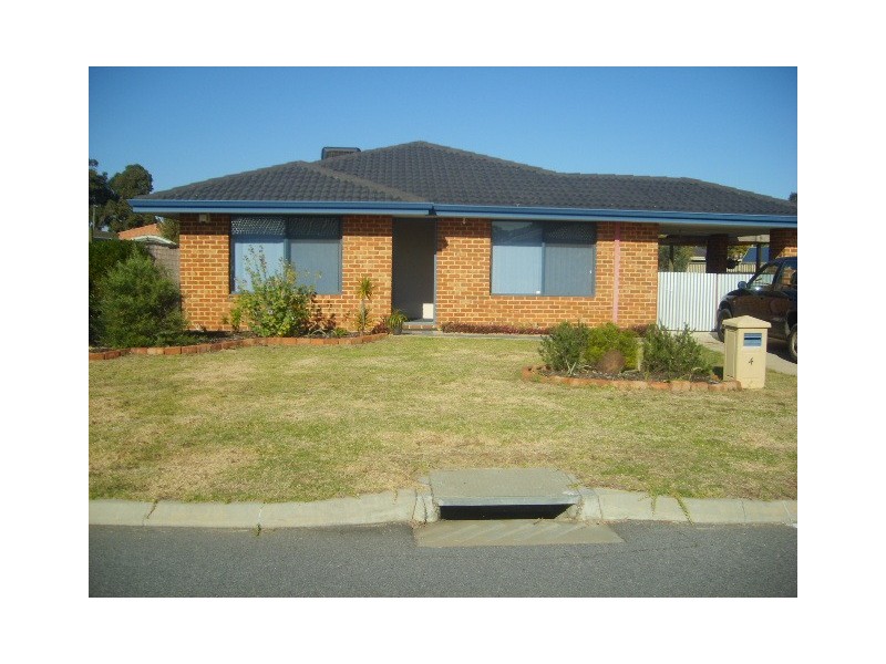 4 Hazlewood Road, Maddington WA 6109