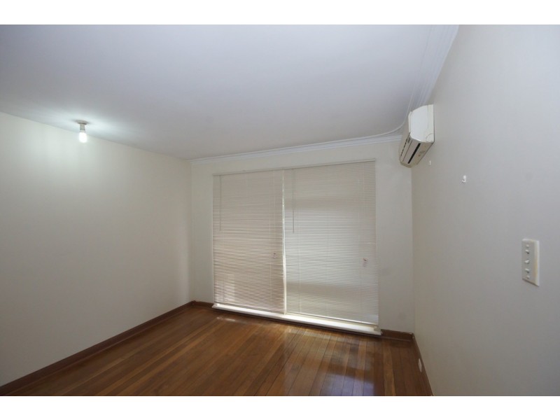 7 Chesson Place, Riverton WA 6148