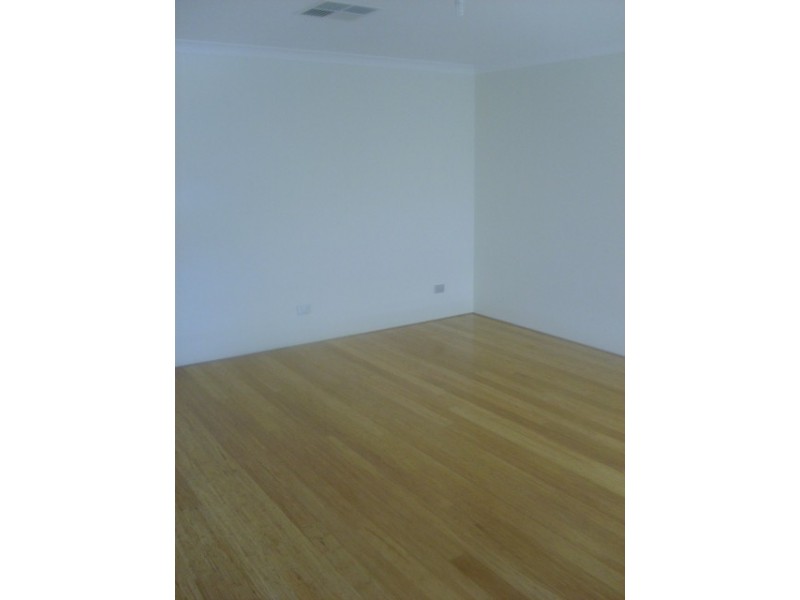 12 Camden Blvd, Aubin Grove WA 6164