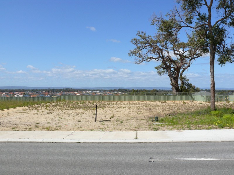 105 Warner Road, Parmelia WA 6167