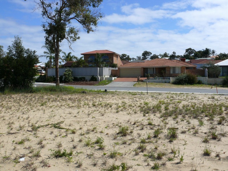 105 Warner Road, Parmelia WA 6167