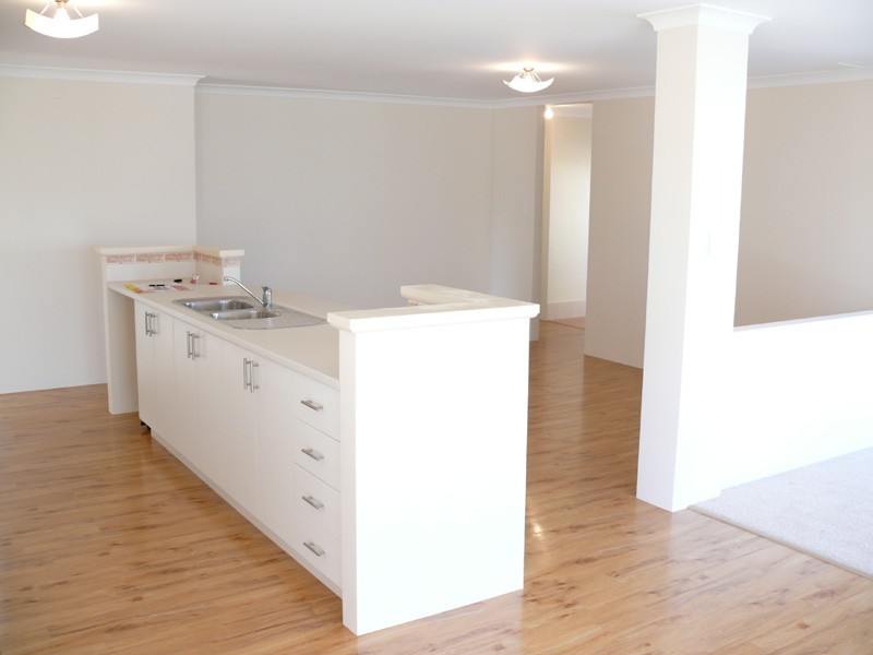 15 Ringwood Loop, Wellard WA 6170