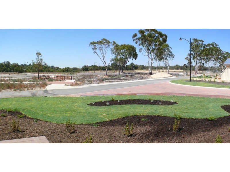 9 Mala way, Success WA 6164