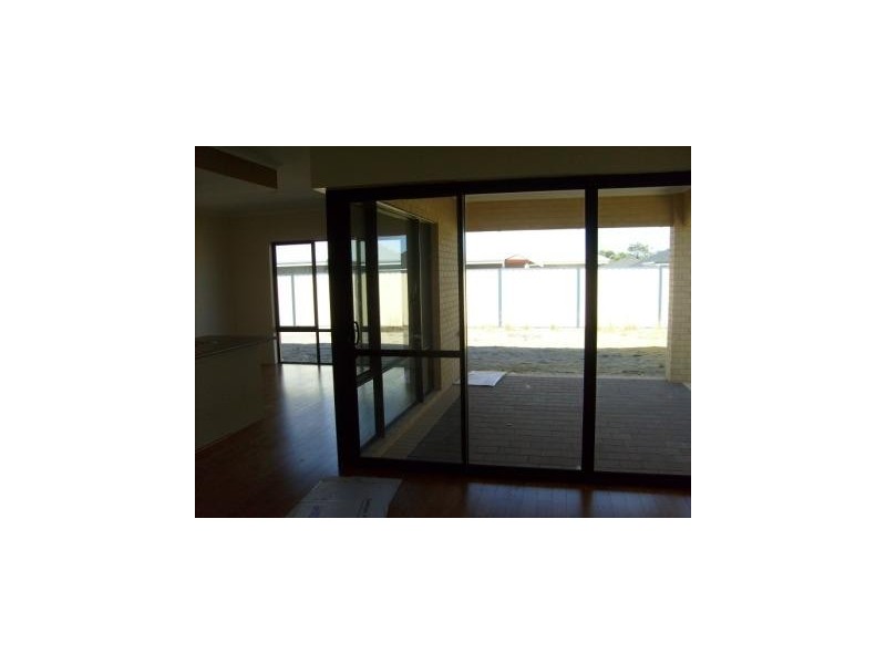 2 Crossville Way, Success WA 6164