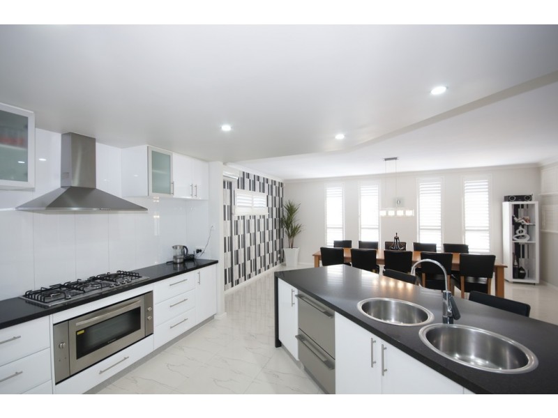 12 Black Swan Rise, Beeliar WA 6164