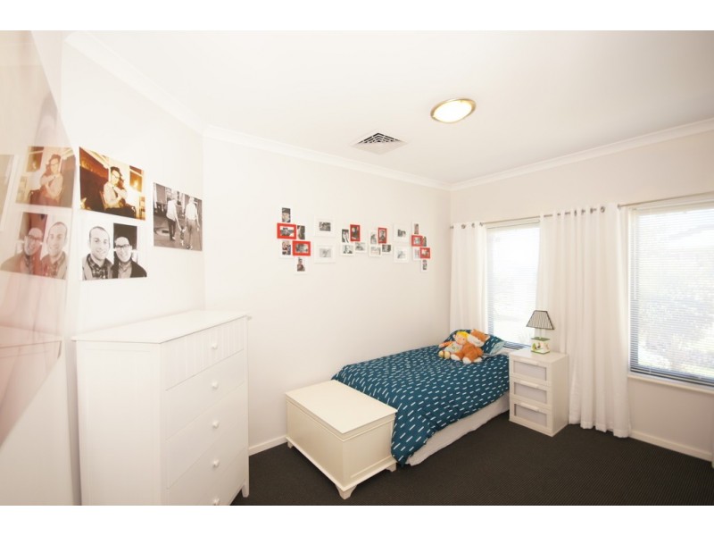 12 Black Swan Rise, Beeliar WA 6164