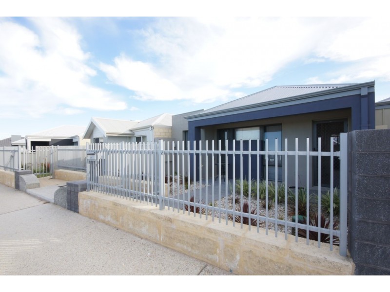 59 Adelong Avenue, Golden Bay WA 6174