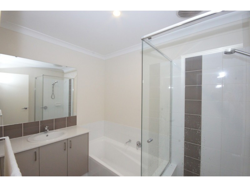 59 Adelong Avenue, Golden Bay WA 6174