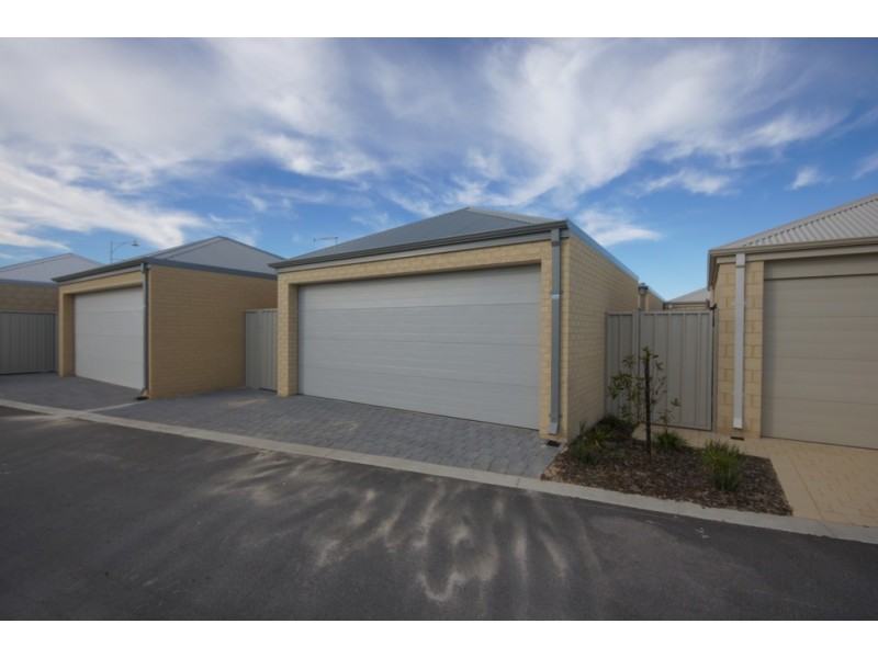 59 Adelong Avenue, Golden Bay WA 6174