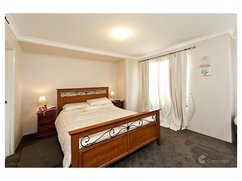 10 Charm Way, Atwell WA 6164