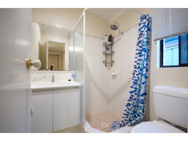 10 Charm Way, Atwell WA 6164