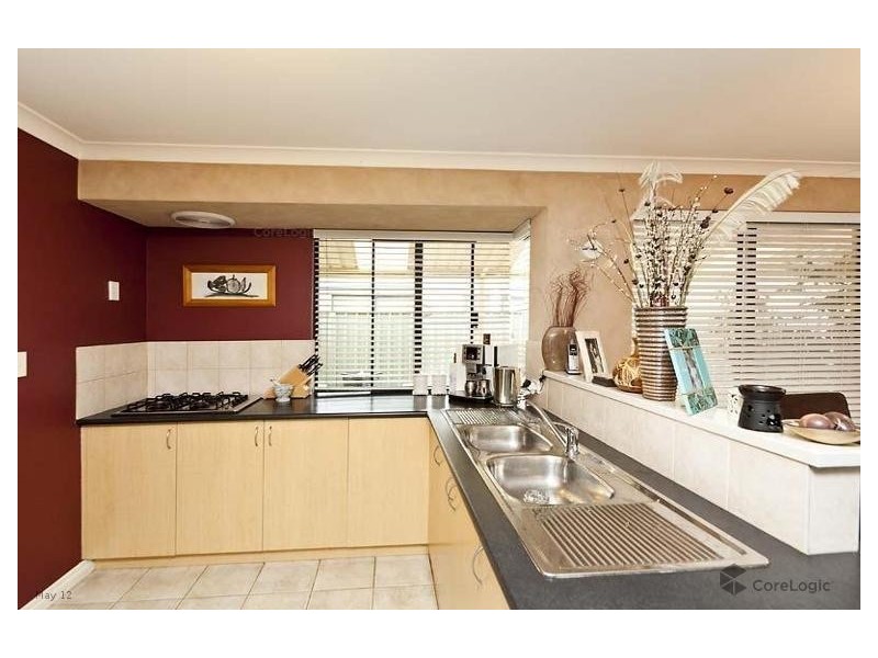 10 Charm Way, Atwell WA 6164