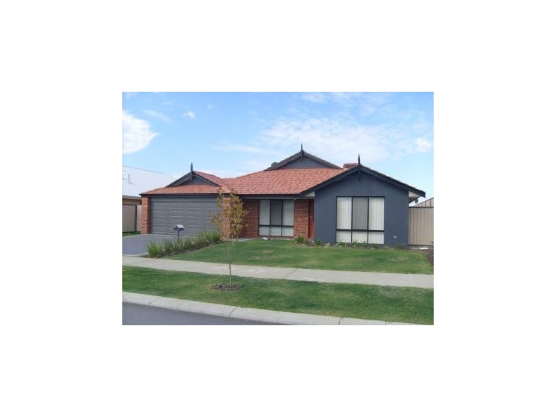14 Kinloch Pass, Aubin Grove WA 6164