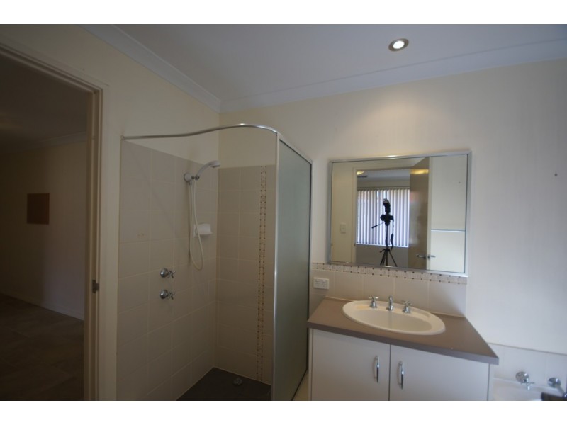 6 Monticola Gdns, Aubin Grove WA 6164