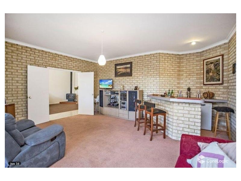 323 Wattleup Road, Wattleup WA 6166