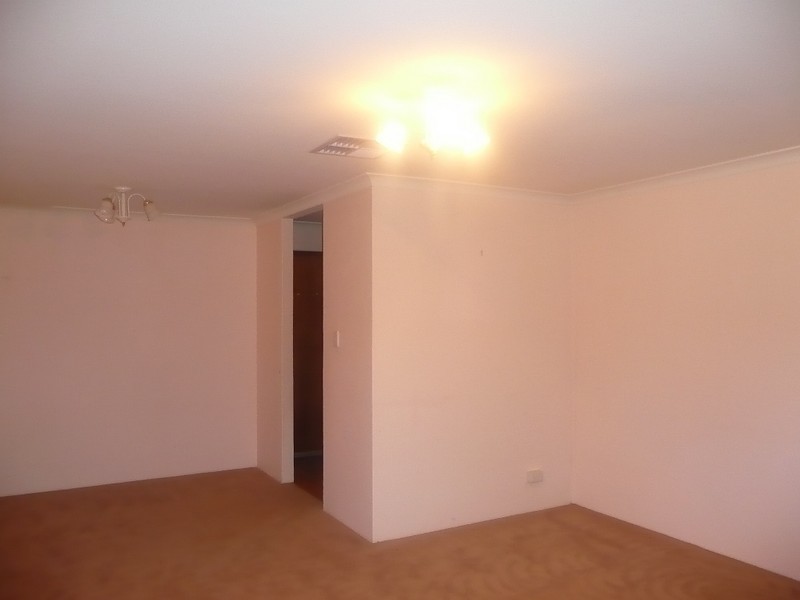 4 Lombe gardens – LEASED !! MORE WANTED!!, Atwell WA 6164