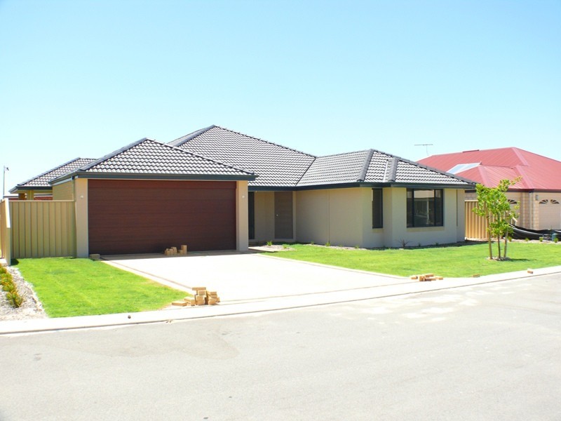 4 Neroli Link, Atwell WA 6164