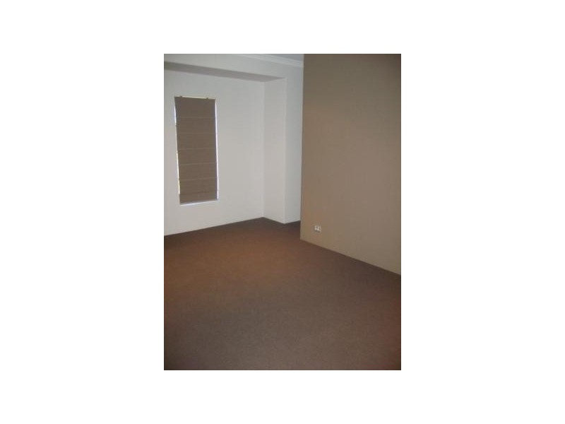 16 Giverney Gardens, Aubin Grove WA 6164