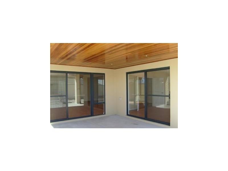 2 Trent Rise, Aubin Grove WA 6164