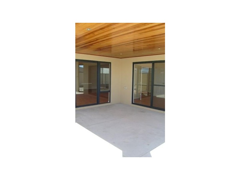 2 Trent Rise, Aubin Grove WA 6164