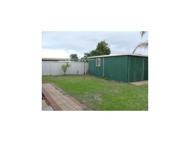 111 Brenchley Drive, Atwell WA 6164