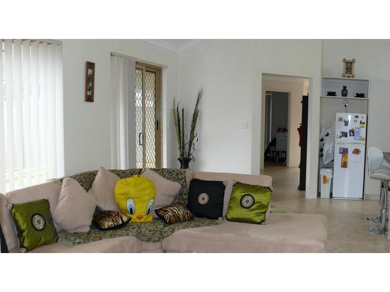 6 Wallingford Crescent, Wellard WA 6170