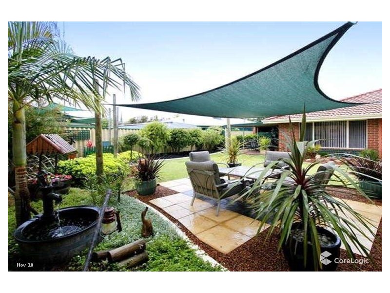 9 O’Farrell Close, Atwell WA 6164
