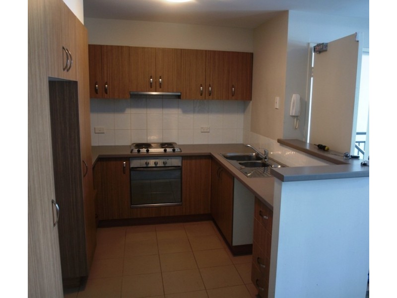 9/5 Ibera Way, Success WA 6164