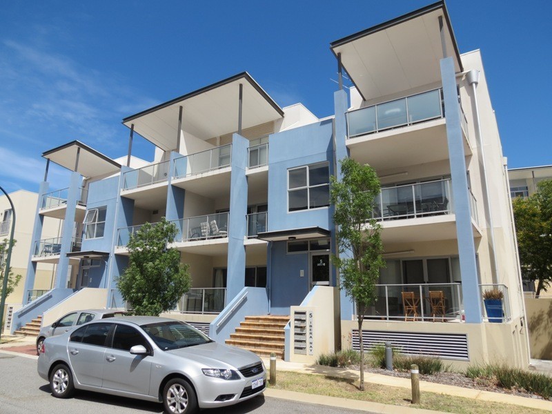 9/5 Ibera Way, Success WA 6164