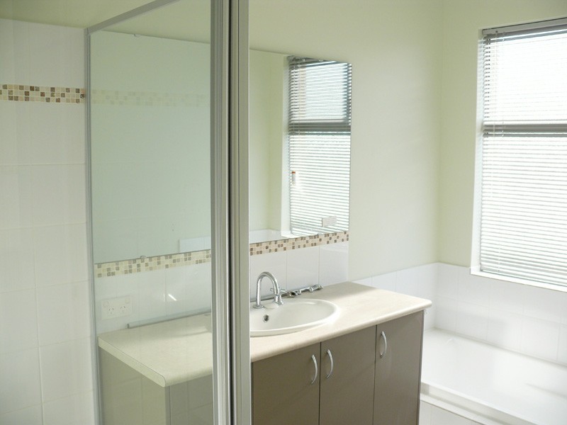 3 Dorsal Bend, Hammond Park WA 6164