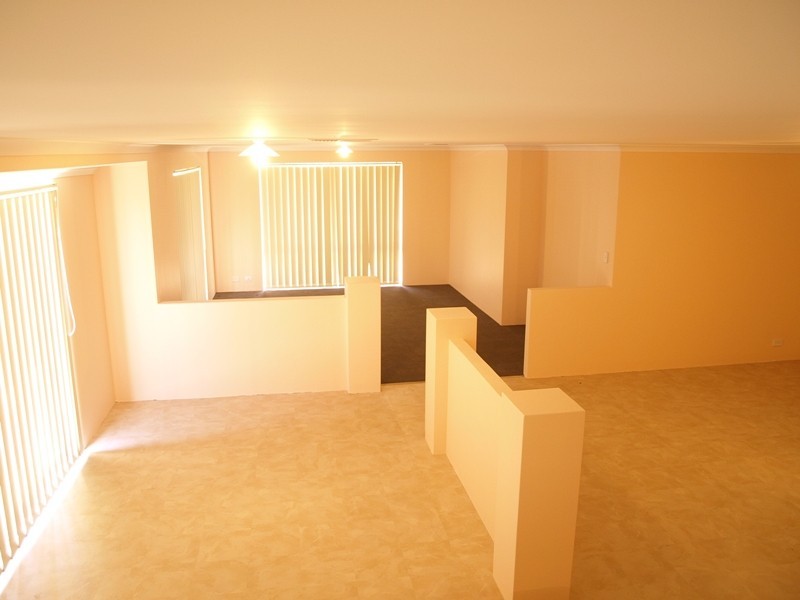 408 Wentworth Parade, Success WA 6164