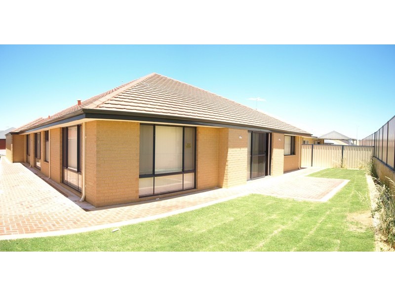 408 Wentworth Parade, Success WA 6164