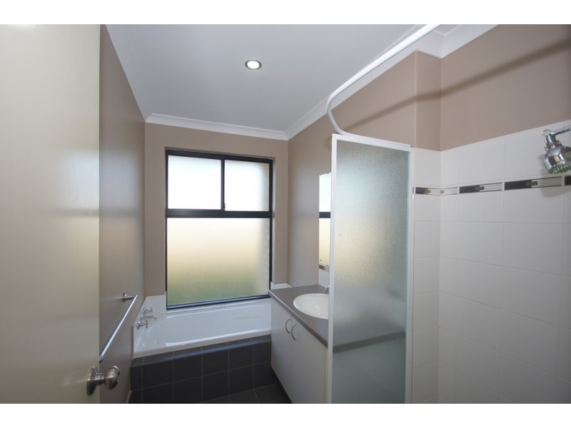 96 Price Parkway, Bertram WA 6167