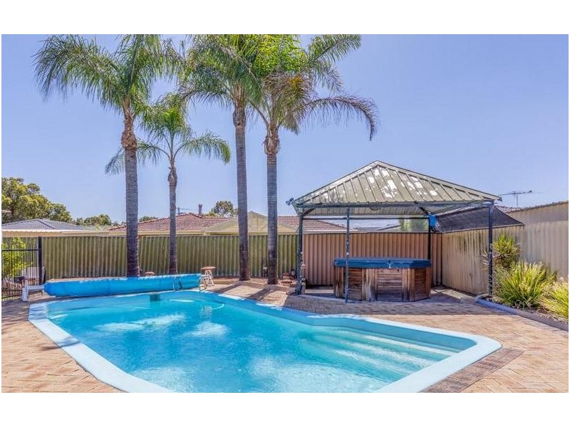 12 Michel Crescent, Gosnells WA 6110