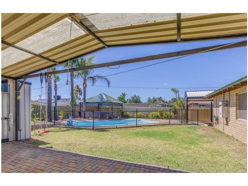 12 Michel Crescent, Gosnells WA 6110