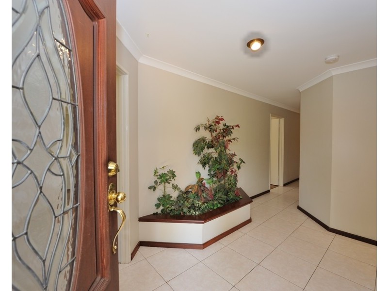 44 Freedman Way, Winthrop WA 6150