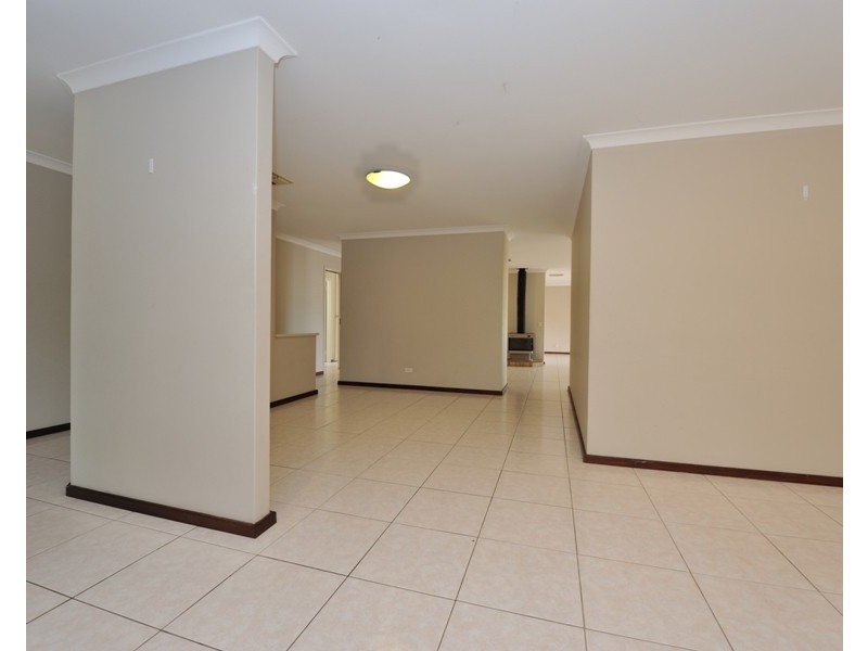 44 Freedman Way, Winthrop WA 6150