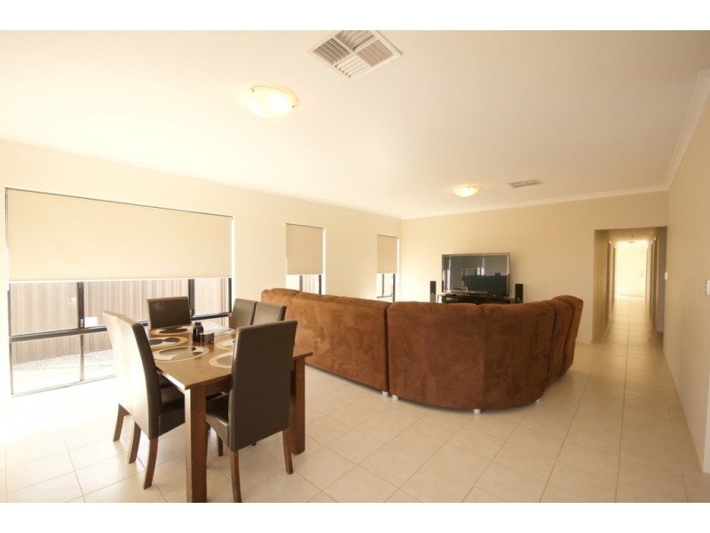 129 Clyde Avenue, Baldivis WA 6171