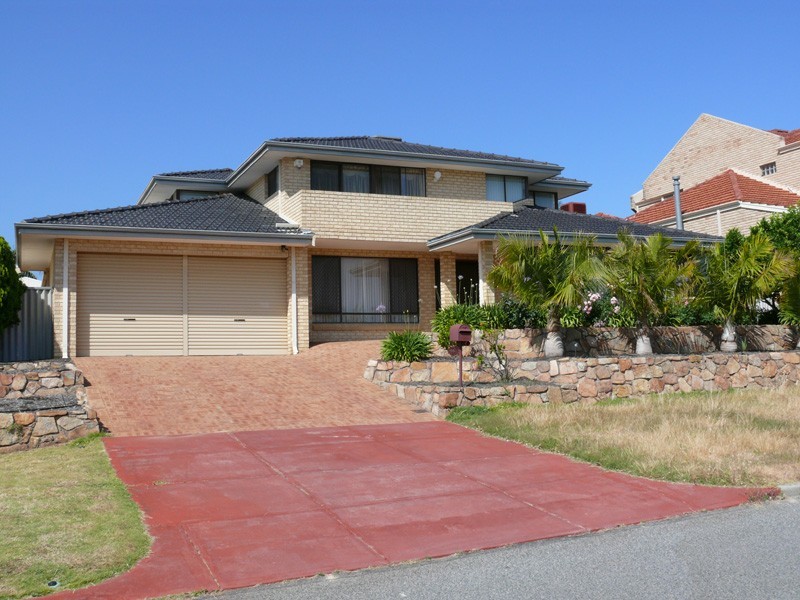 46 Whitfeld Terrace, Winthrop WA 6150