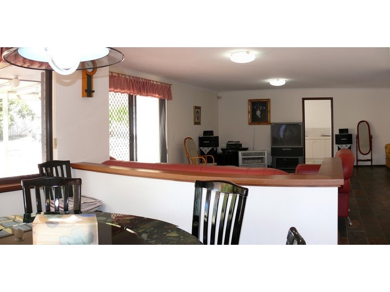 46 Whitfeld Terrace, Winthrop WA 6150