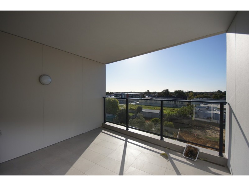 310/18 CECIL AVENUE, Cannington WA 6107