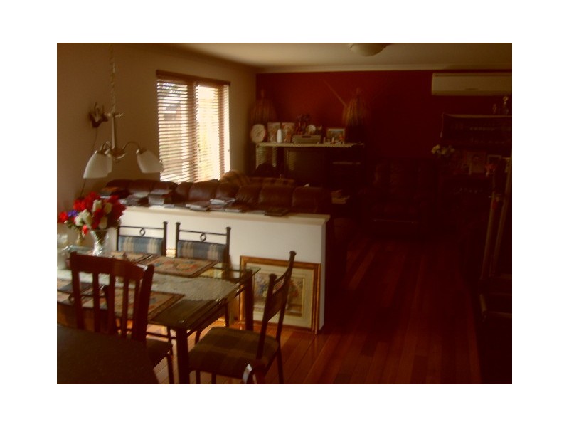 28 Sanguine way, Atwell WA 6164