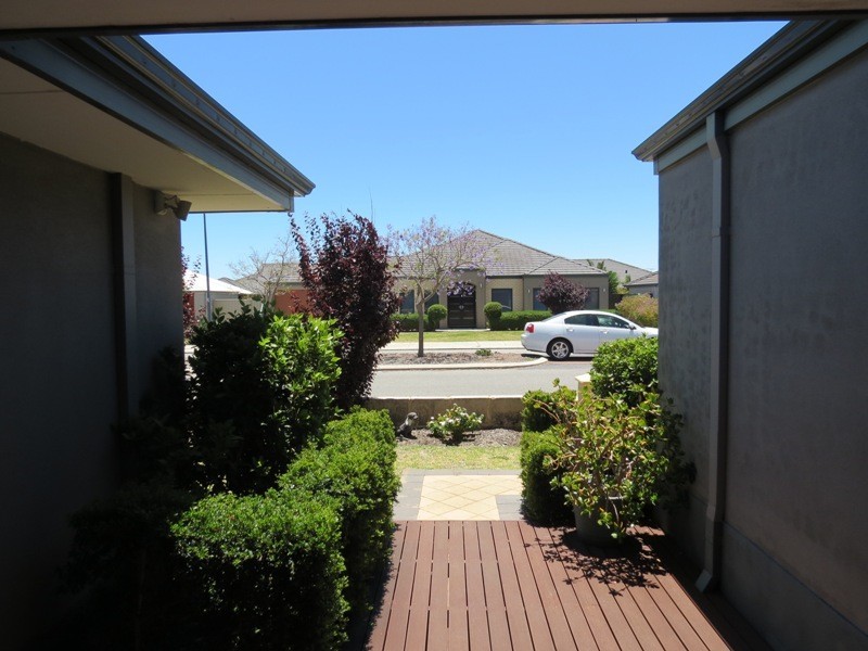 24 Brindabella Avenue, Aubin Grove WA 6164